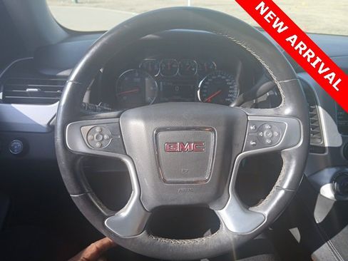 Used 2017 GMC Yukon XL SLE w/ Convenience Package image 16