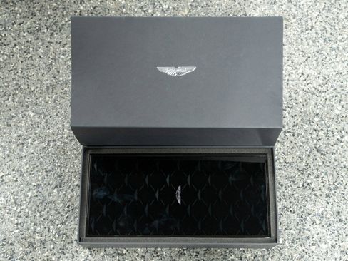 Used 2024 Aston Martin DB12 Coupe RWD image 28