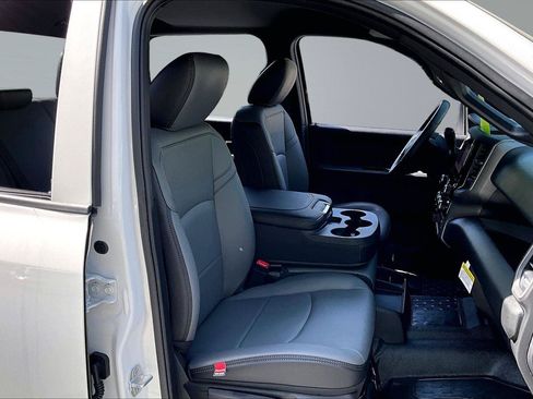 New 2026 RAM 3500 Tradesman w/ Chrome Appearance Group A AWD/4WD image 8