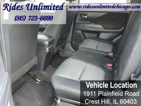Used 2016 Mitsubishi Outlander ES image 18