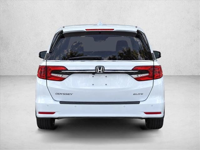 Used 2022 Honda Odyssey Elite image 6