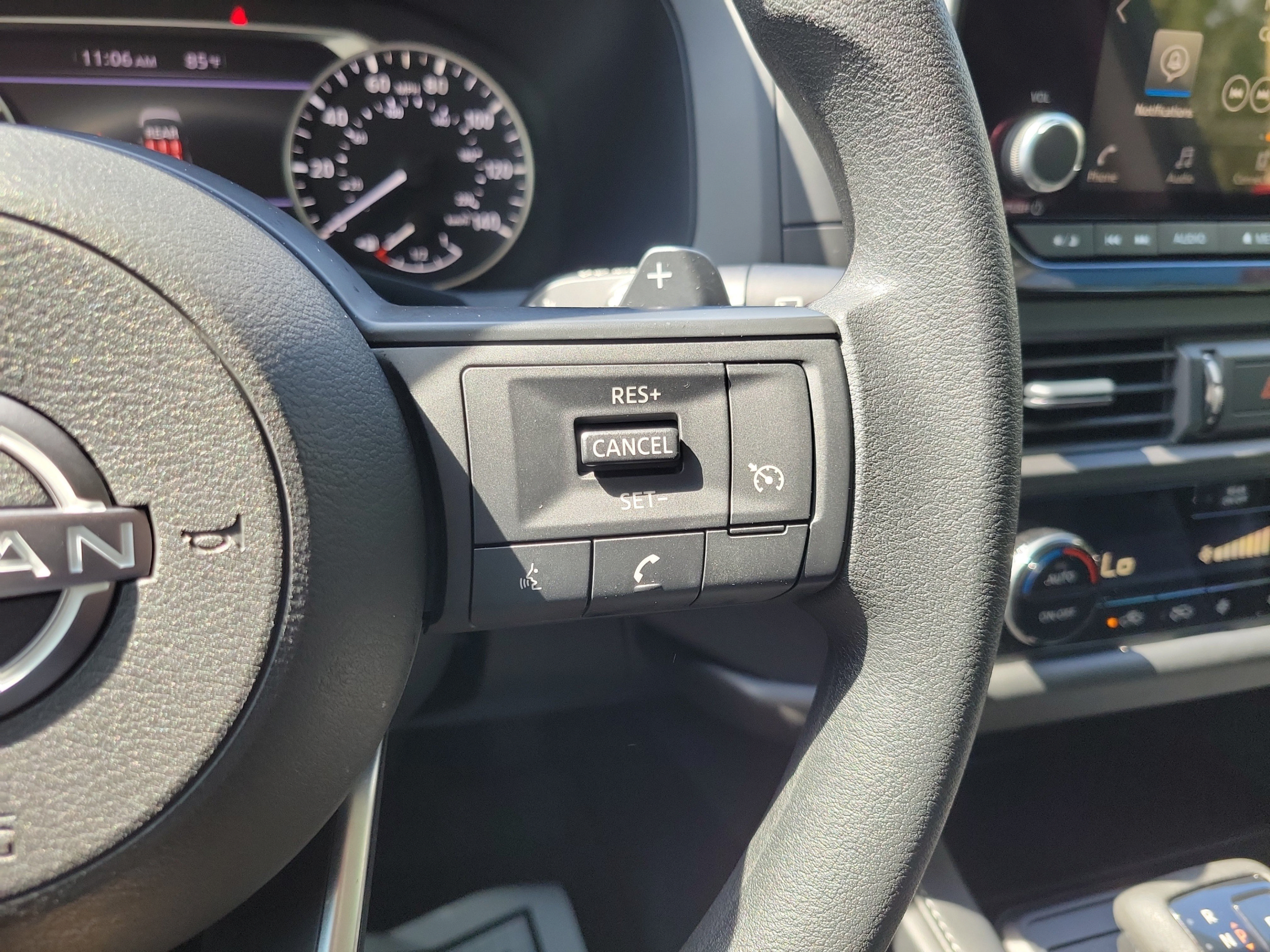 Certified 2025 Nissan Pathfinder S FWD image 19