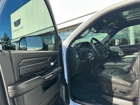 Used 2022 RAM 3500 Limited image 22