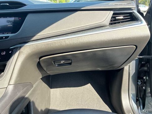 Certified 2020 Cadillac XT5 Premium Luxury image 30