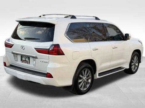 Used 2016 Lexus LX 570 4WD w/ Luxury Package image 6