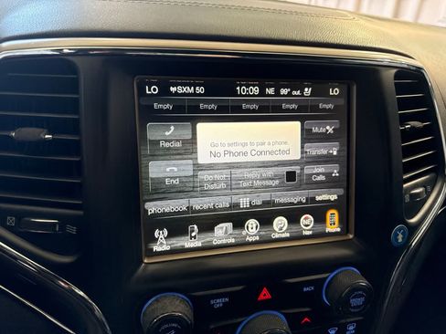 Used 2016 Jeep Grand Cherokee Overland RWD image 25
