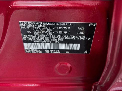 Used 2018 Toyota RAV4 LE w/ All Weather Liner Package FWD image 29