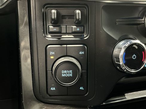 Used 2023 Ford F150 Lariat w/ Equipment Group 502A High image 25