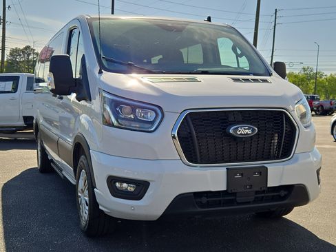 Certified 2023 Ford Transit 350 XLT RWD image 5