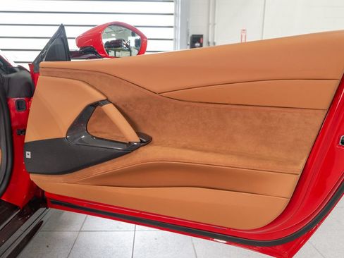 Certified 2022 Ferrari 812 GTS RWD image 18