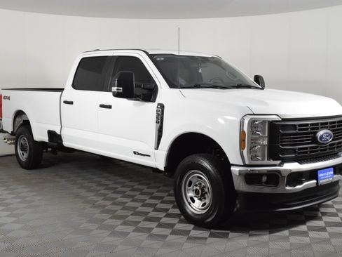 Used 2024 Ford F350 XL w/ XL Chrome Package image 4