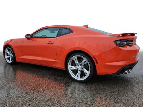 Used 2021 Chevrolet Camaro SS RWD image 3