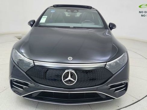 Used 2023 Mercedes-Benz EQS 450+ Sedan image 2