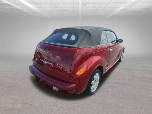 Used 2005 Chrysler PT Cruiser Touring FWD image 3