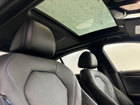 Used 2018 BMW 540i image 26