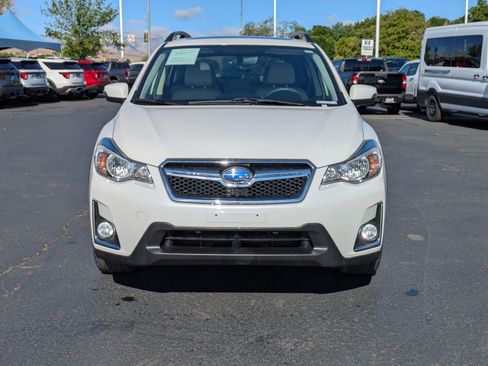 Used 2017 Subaru Crosstrek 2.0i Limited AWD/4WD image 9