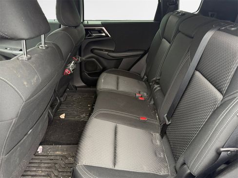Used 2022 Mitsubishi Outlander ES image 13