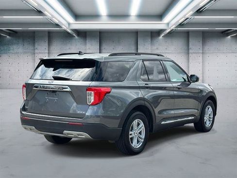 Used 2023 Ford Explorer XLT w/ Equipment Group 202A AWD/4WD image 5