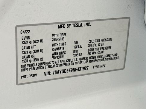 Used 2022 Tesla Model Y Long Range AWD/4WD image 12