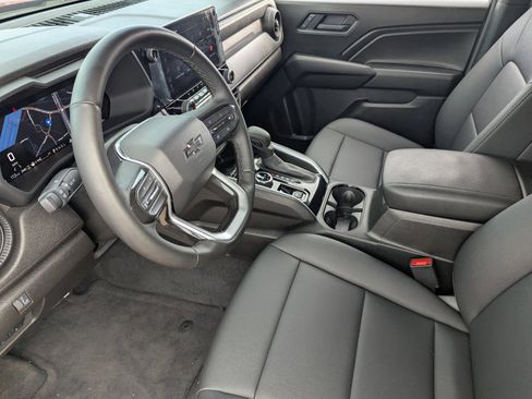 Used 2025 Chevrolet Colorado Trail Boss image 22