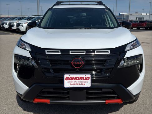 New 2026 Nissan Rogue SV w/ Rock Creek Premium Package AWD/4WD image 3