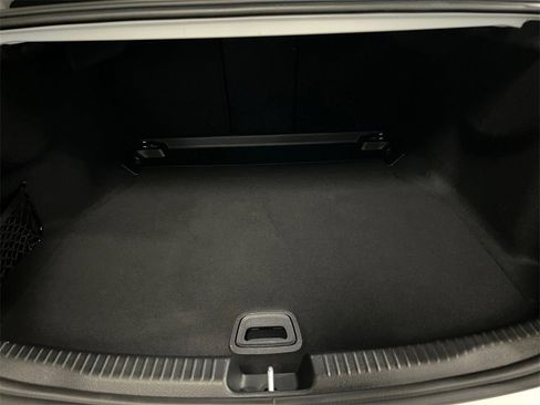 Used 2022 Mercedes-Benz C 300 4MATIC Sedan image 5