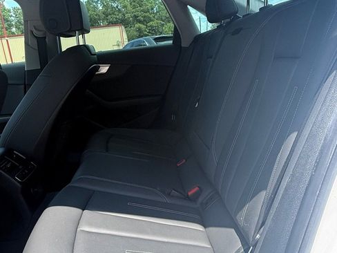 Used 2020 Audi A4 2.0T Premium image 30