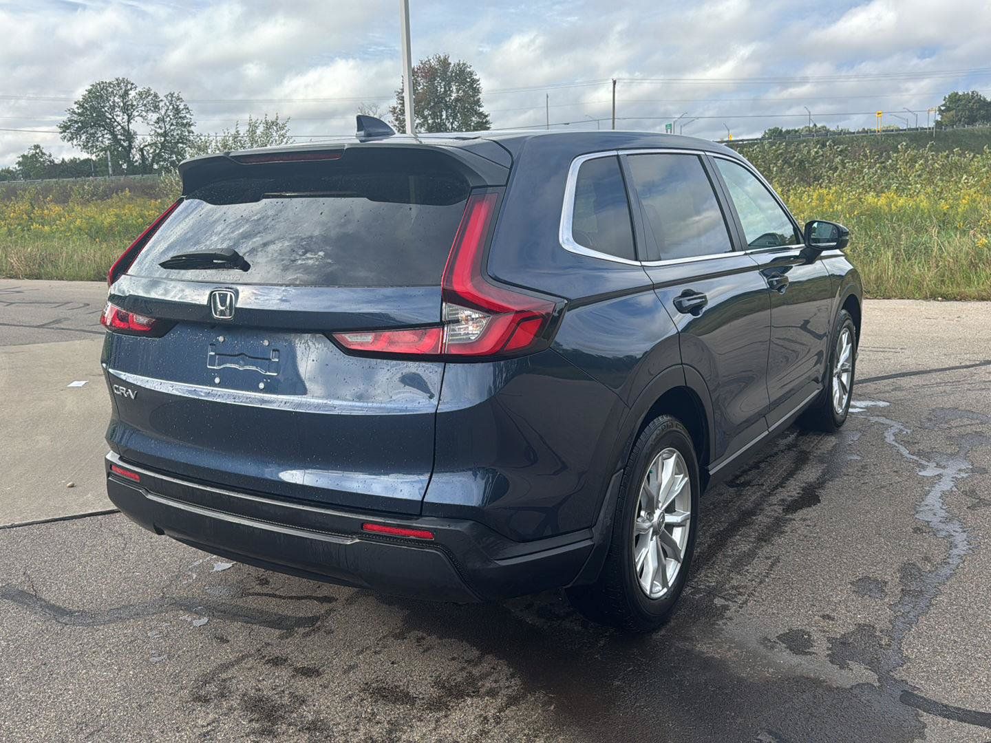 Used 2024 Honda CR-V EX image 5