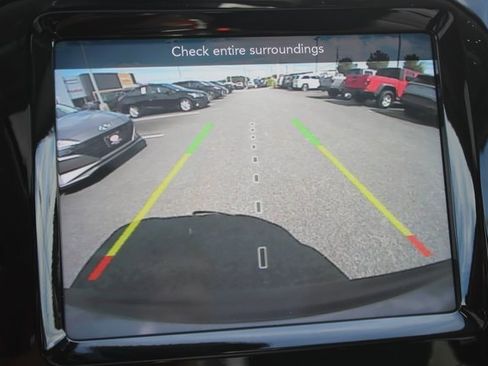 Used 2021 Jeep Cherokee Limited image 6