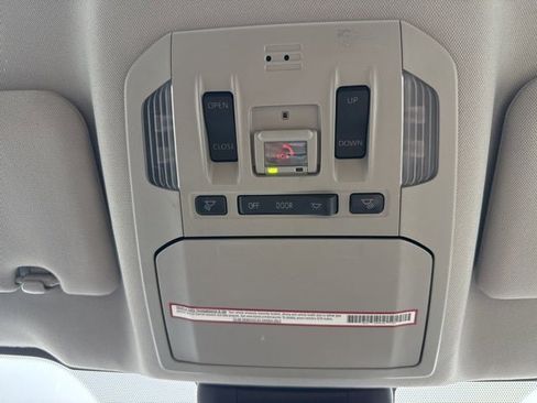 Certified 2021 Toyota Highlander XLE image 27