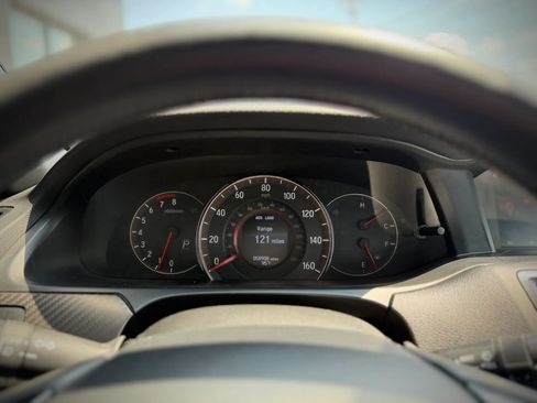 Used 2017 Honda Accord Sport image 11