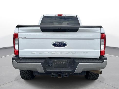 Used 2018 Ford F250 XL w/ STX Appearance Package AWD/4WD image 7