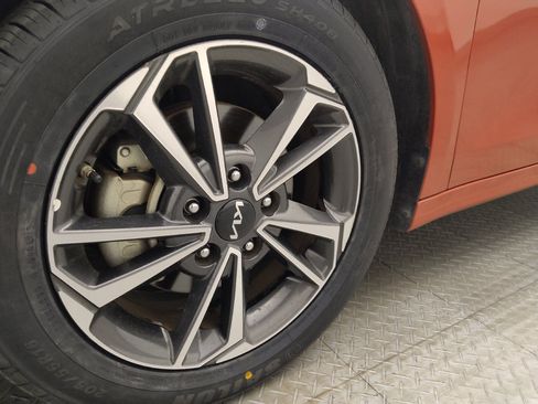 Used 2024 Kia Forte LXS FWD image 31