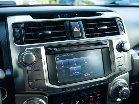 Used 2018 Toyota 4Runner Limited AWD/4WD image 26
