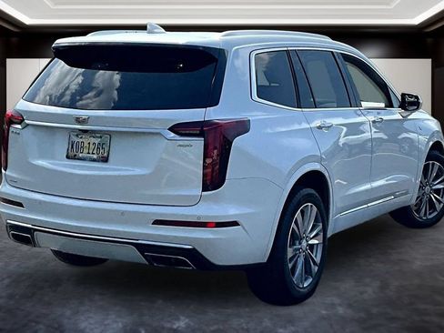 Used 2023 Cadillac XT6 Premium Luxury w/ LPO, Floor Liner Package AWD/4WD image 6