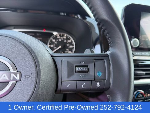 Used 2025 Nissan Pathfinder SV AWD/4WD image 22