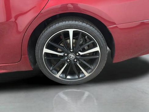 Used 2018 Toyota Camry XSE FWD image 27