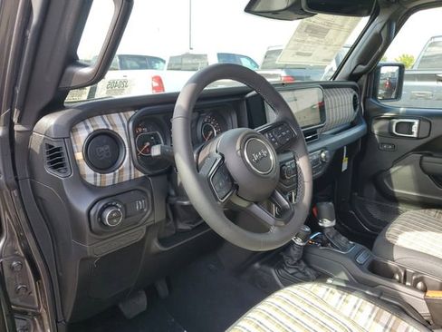 New 2026 Jeep Gladiator Sport AWD/4WD image 12
