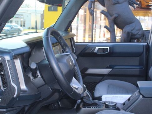 Used 2023 Ford Bronco Outer Banks AWD/4WD image 18