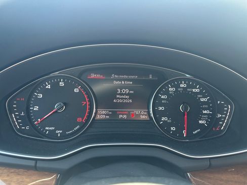 Certified 2023 Audi Q5 2.0T Premium w/ Convenience Package AWD/4WD image 14