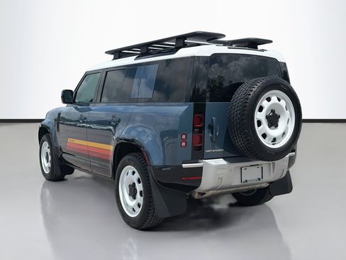 Used 2025 Land Rover Defender 110 S AWD/4WD image 3