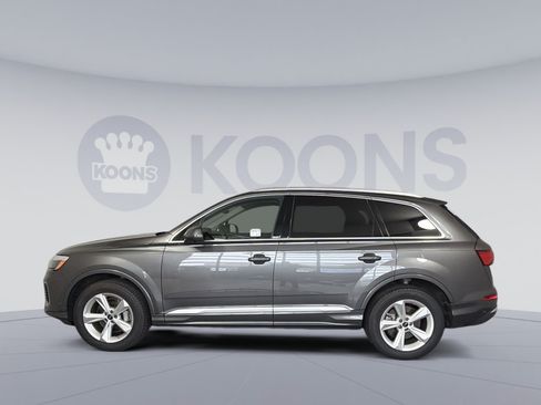 Used 2025 Audi Q7 2.0T Premium w/ Convenience Package AWD/4WD image 2
