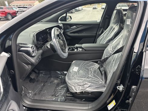 New 2025 Chevrolet Blazer EV LT image 20