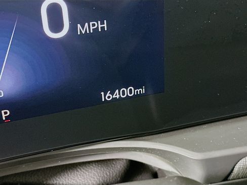 Used 2024 Buick Envista Preferred w/ Convenience I Package image 19