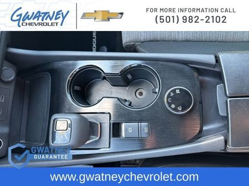 Used 2023 Nissan Rogue SV image 19