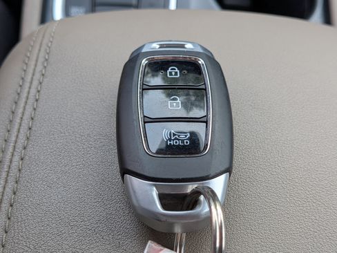 Used 2020 Hyundai Santa Fe SEL FWD image 32