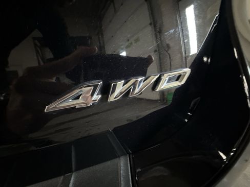 Used 2023 Ford Explorer Limited image 31