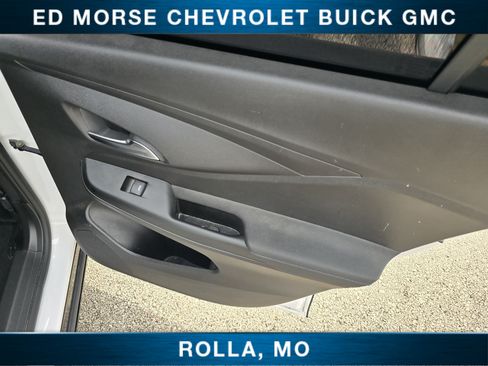 Certified 2025 Buick Envista Sport Touring FWD image 22