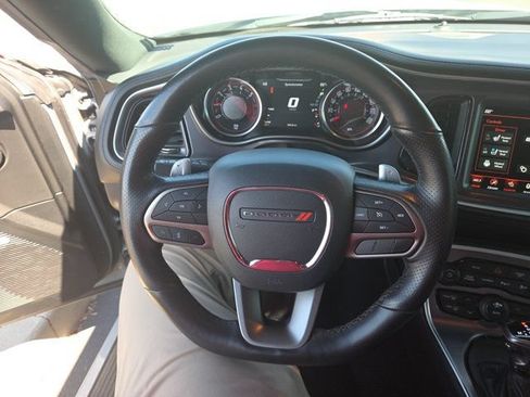 Used 2021 Dodge Challenger R/T Scat Pack RWD image 9