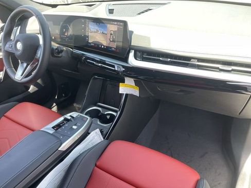 Used 2025 BMW X1 xDrive28i w/ Technology Package AWD/4WD image 12